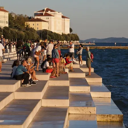 Apartament In With Seaview, Terrace, Air Condition, Wifi