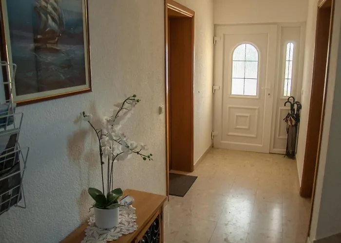 In With Seaview, Terrace, Air Condition, Wifi