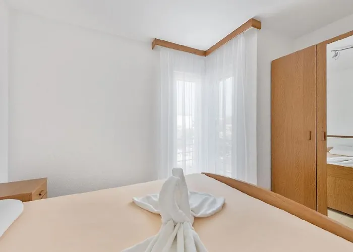Appartement In With Seaview, Terrace, Air Condition, Wifi *